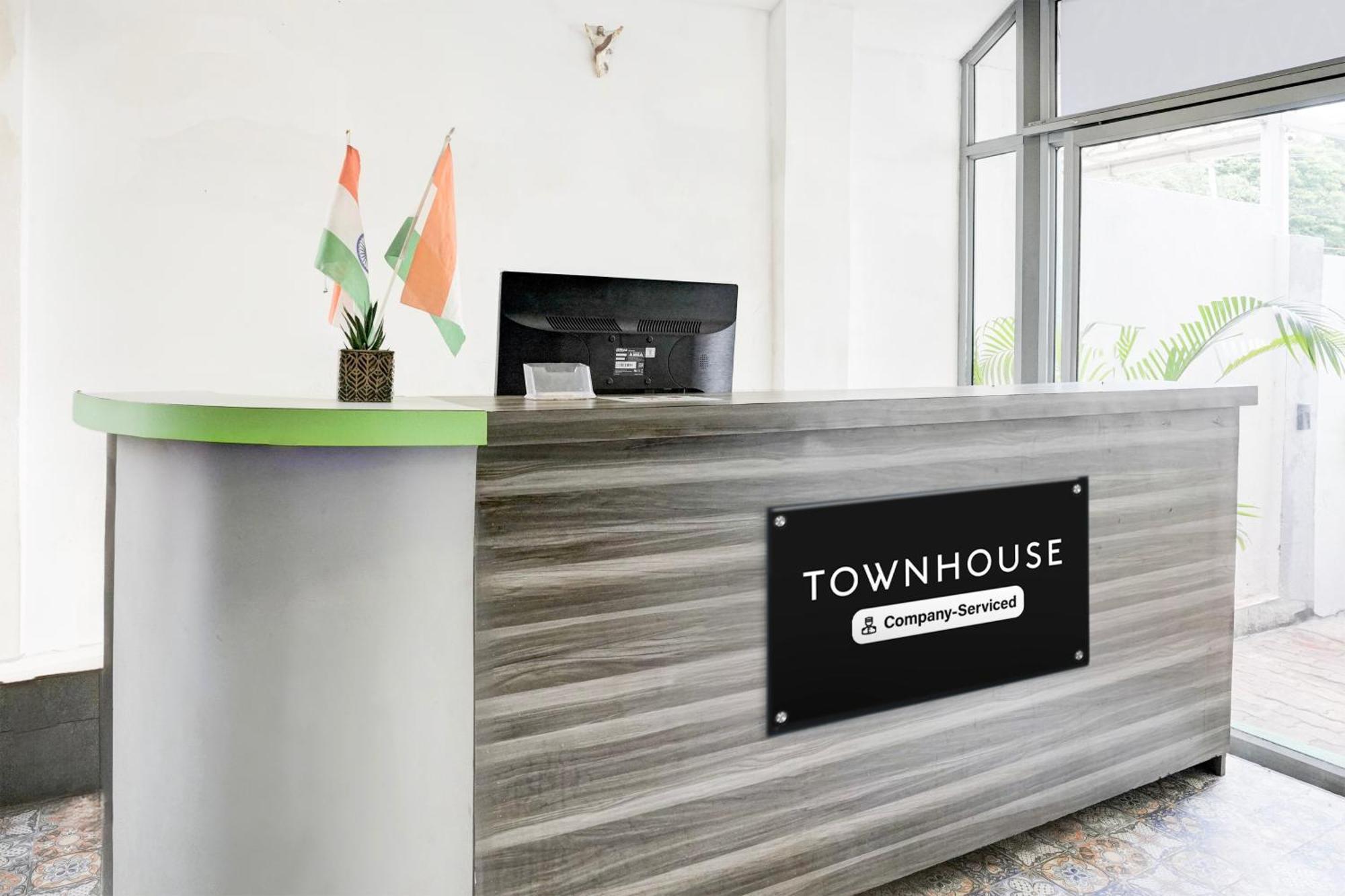 Super Townhouse Candolim Exterior foto